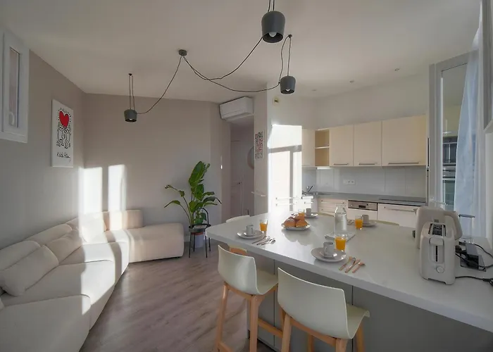 Lumineux 2 Chambres-balcon-stanislas Chic A2b264 *